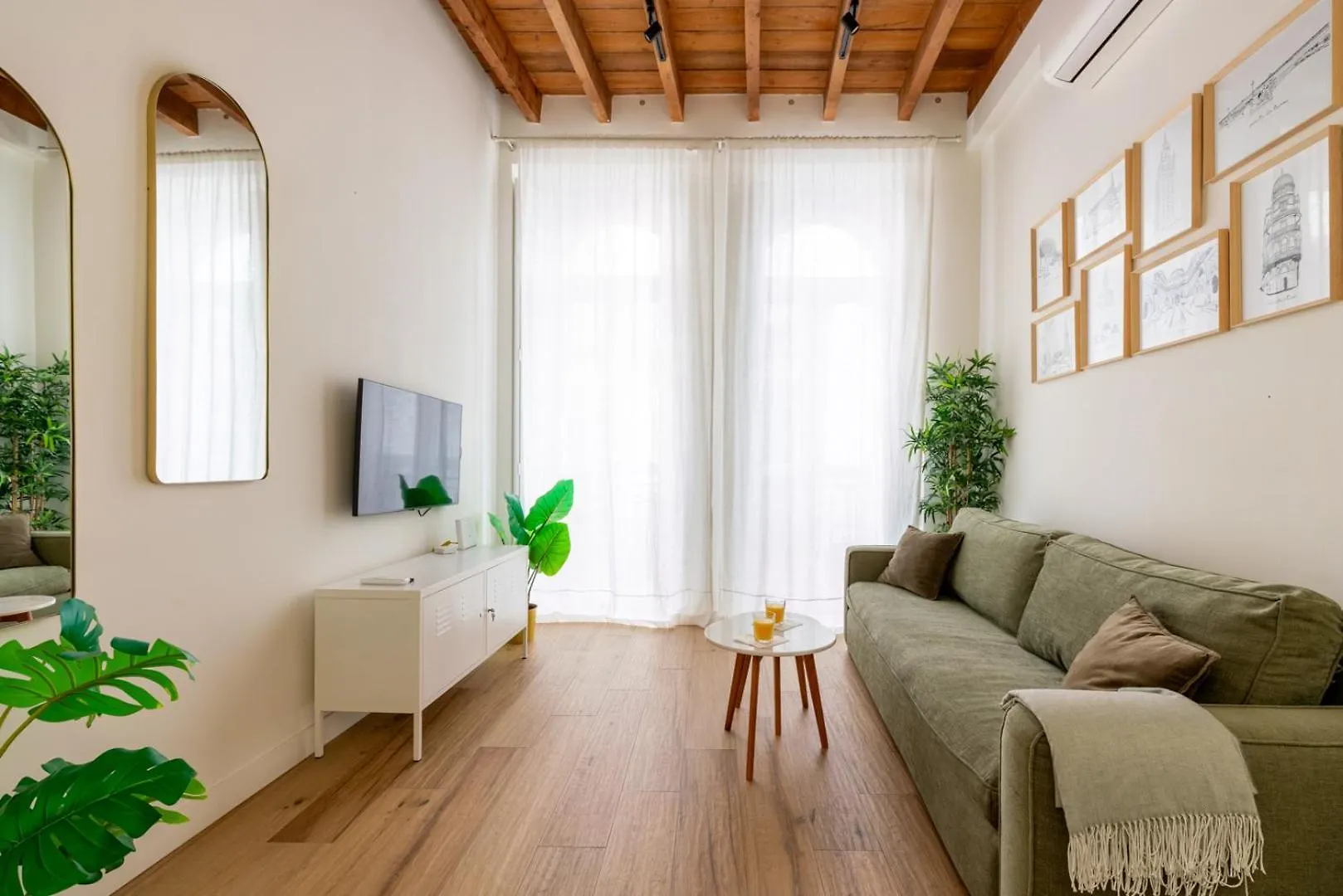 Rodo Charming Apt Sevilla Center By The Bullring By Rodo Street 0*, 세비야 스페인
